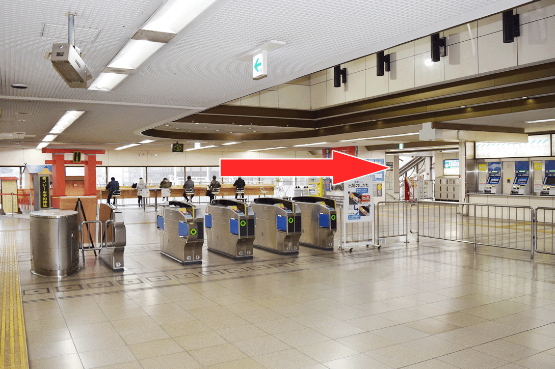 平和通駅北口改札を出て右へ
