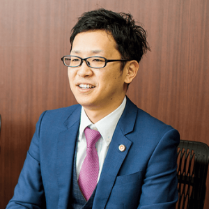 弁護士桑原